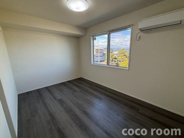 コンタドールNの洋室