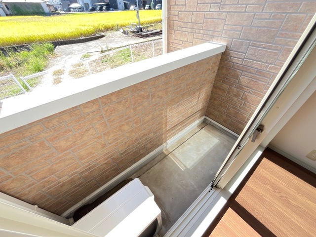 フェアリーハウス北村のバルコニー