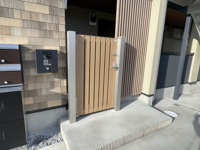 MELDIA岩槻Ⅵのエントランス