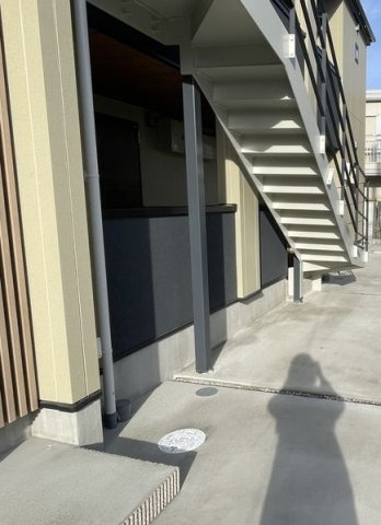 MELDIA岩槻Ⅵのエントランス