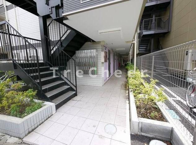 蕨テラスのエントランス