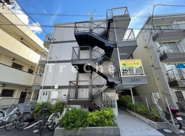 蕨テラスの外観