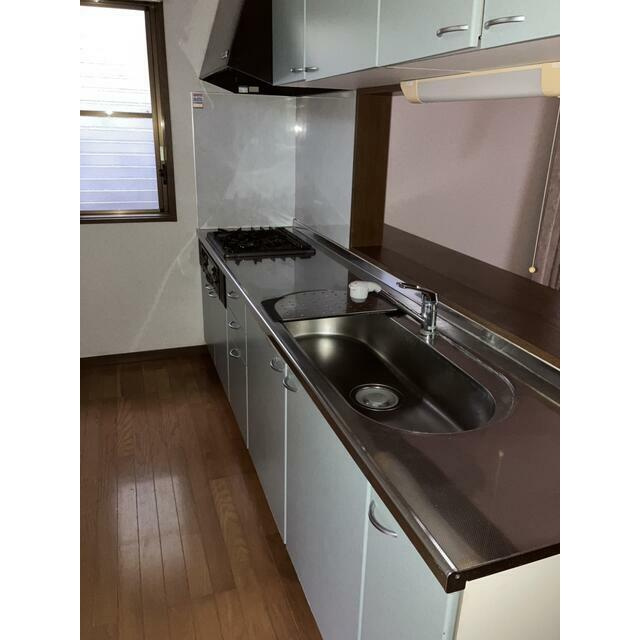 鳥取市浜坂8丁目のキッチン