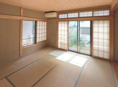 【中古】川越市旭町３丁目中古住宅の和室|１F8帖和室です