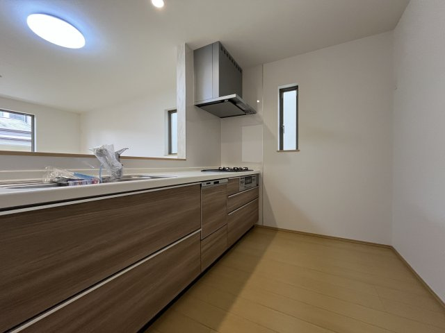 「西宮市新築一戸建」西宮浜町のキッチン|お料理しやすいキッチンです