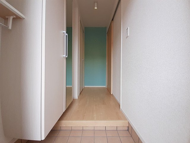 トータルインＭの玄関