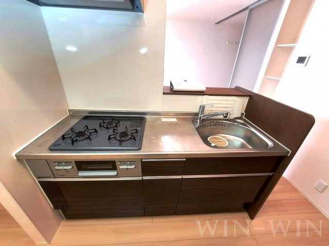 豊橋市三ツ相町のアパートのキッチン|イメージ（同建物内別部屋の写真です）