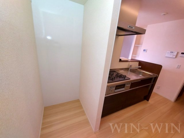 豊橋市三ツ相町のアパートのキッチン|イメージ（同建物内別部屋の写真です）