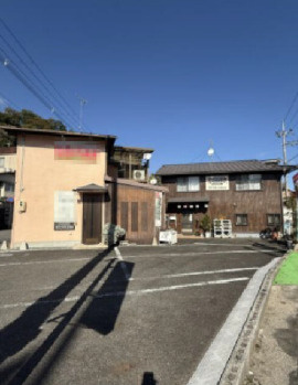 大津市雄琴１丁目の住宅付店舗戸建の外観