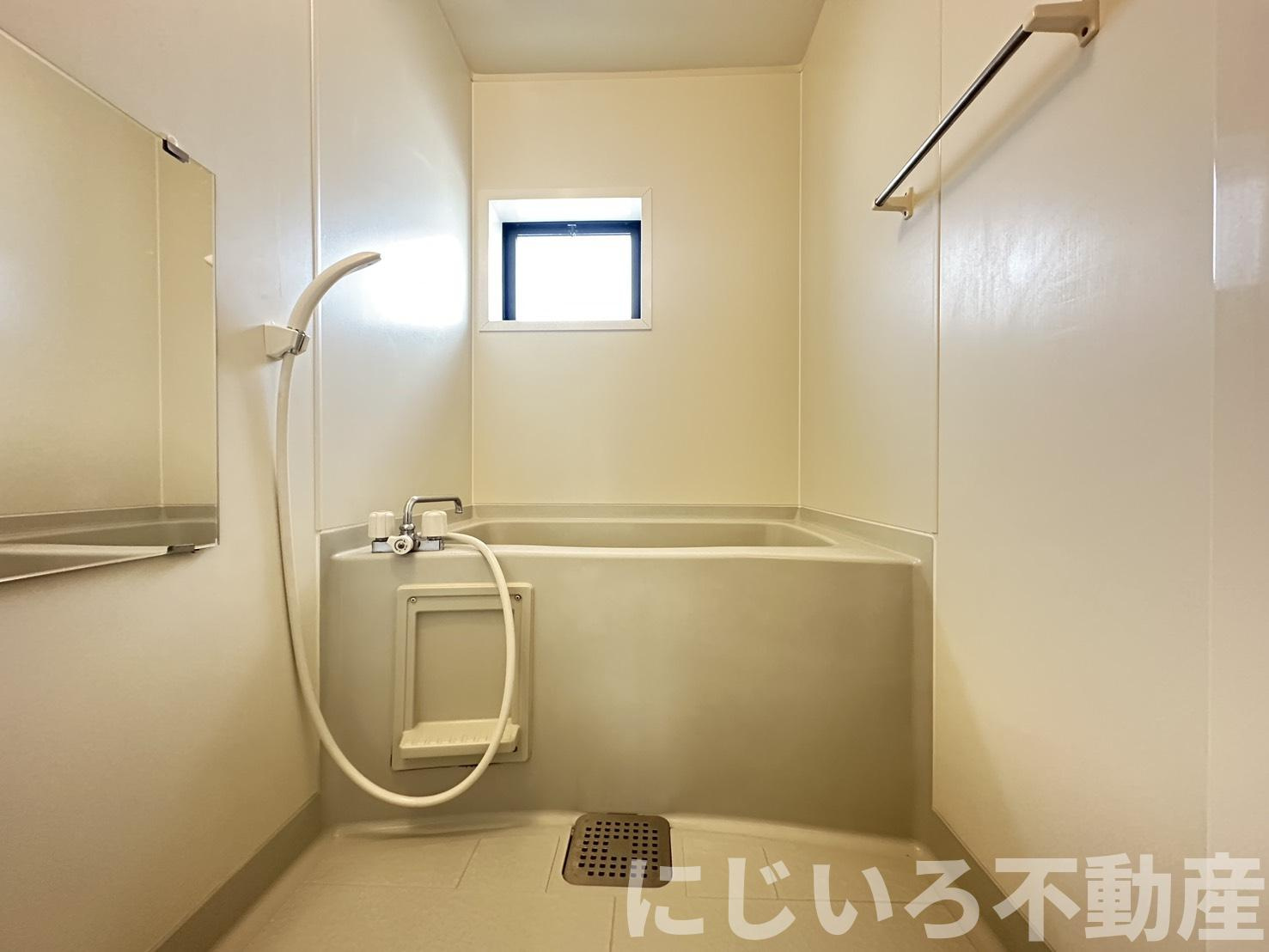 アビタシオン那賀川Bの浴室