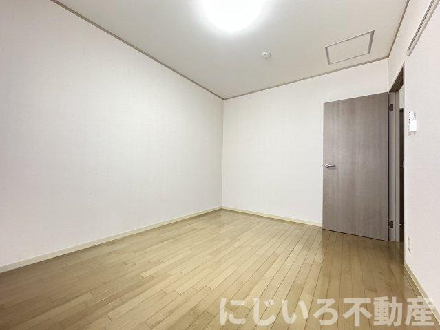 アビタシオン那賀川Bの居間・リビング