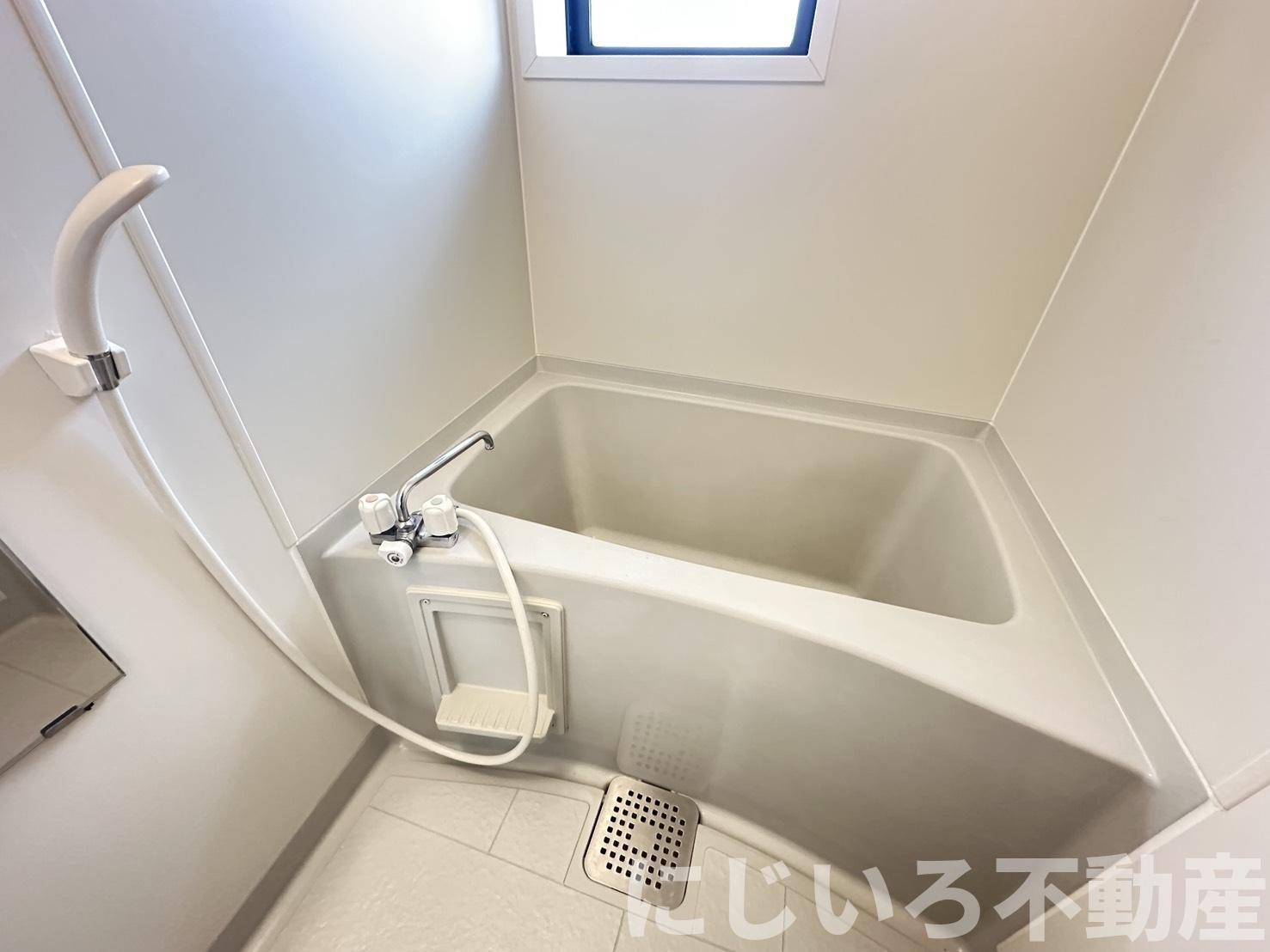アビタシオン那賀川Bの浴室