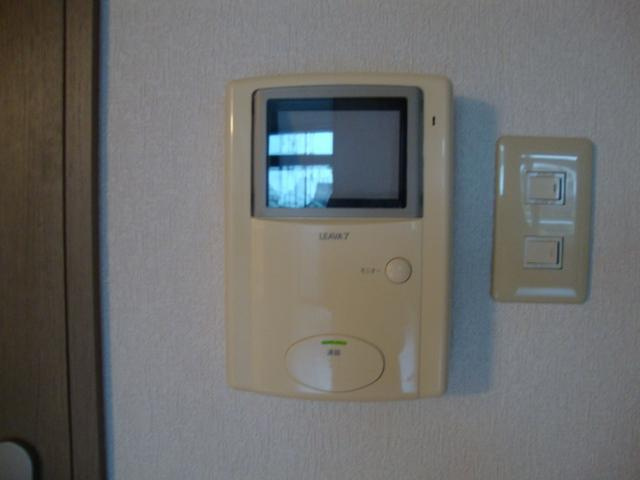 リベラル・プレイスのセキュリティ|カメラ付インターホン（イメージ）