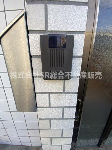 横沼町2丁目中古戸建の防犯設備|地震時にも安心の鉄骨造です！