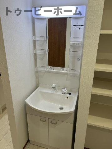 クオーレ小手指の洗面所|脱衣スペースもあります