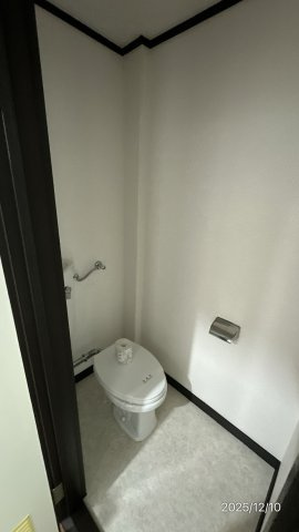 サンシャイン甲南のトイレ|コンパクトで使いやすいトイレです