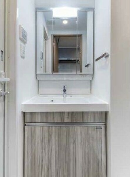 ワールドアイ名古屋城北の洗面所