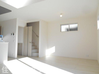 【居間・リビング】 | 郡山市静西1丁目新築一戸建て3棟 | 居間です