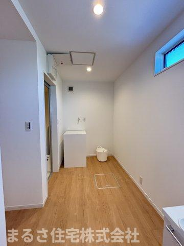 桜ヶ丘町　モデルハウスの洗面所