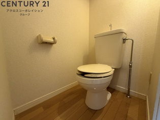 清潔感のあるトイレです