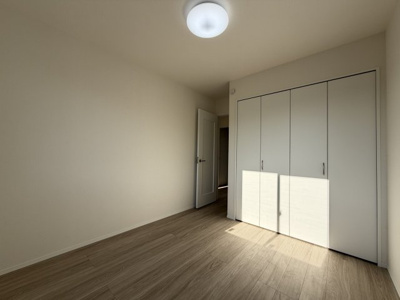 【洋室】 | うるま市赤野（全3棟）B号棟 | B号棟　洋室5.25帖＋CL付き♪