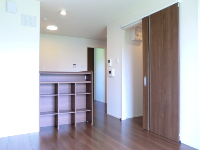 【居間・リビング】