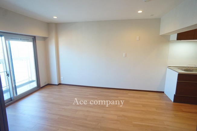 【居間・リビング】 | ファミリーコーポ今福 | 【LDK：約12帖】