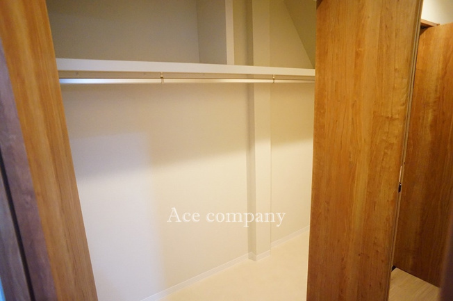 【収納】 | 東大阪市長堂2丁目 | 1階、廊下にある大容量のクローゼット内です♪