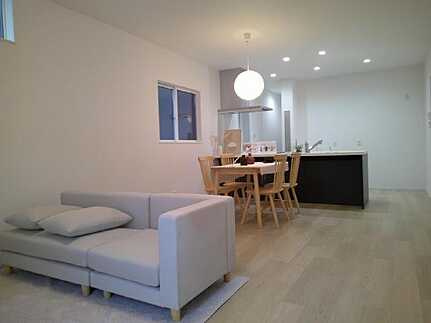 広島市佐伯区五月が丘５丁目 の居間・リビング