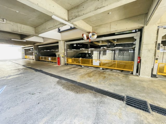 サンシティ桂坂ロイヤル参番館