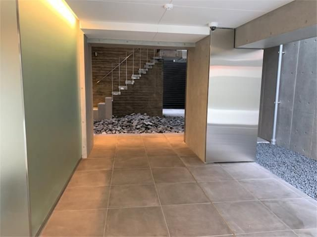 ZOOM広尾のエントランス