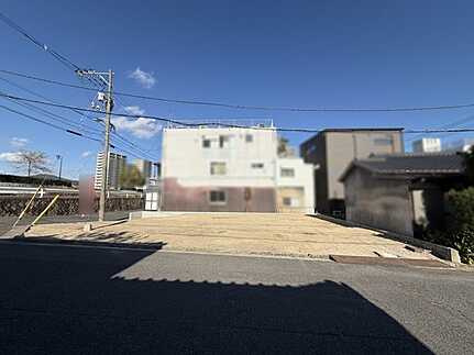 広島市中区西川口町の前面道路含む現地写真