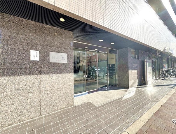 【エントランス】