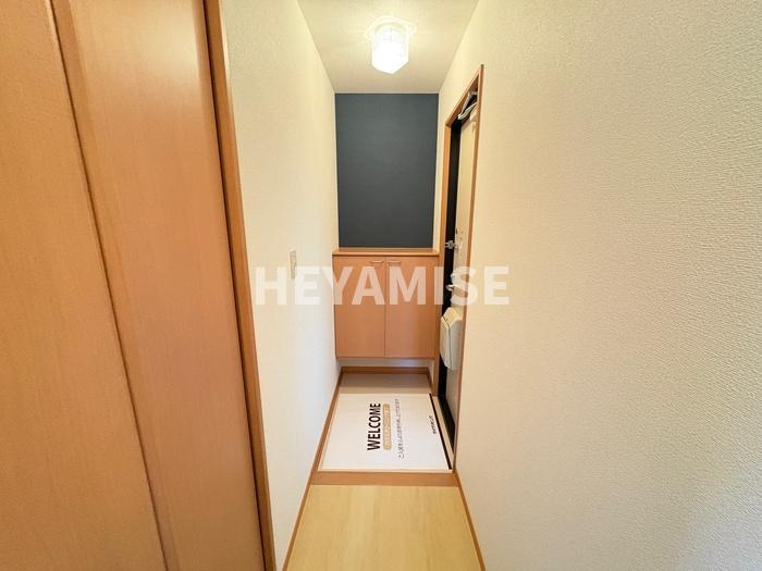 セジュールたさきA棟の玄関|※同物件反転タイプの写真でございます※現況を優先します※