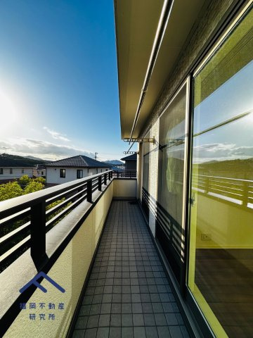 宗像市自由ヶ丘南４丁目　戸建てのバルコニー