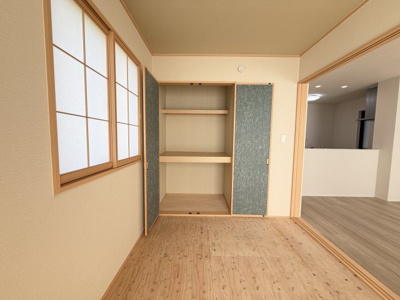 【和室】 | うるま市赤野（全3棟）A号棟 | A号棟　和室5帖＋収納付き♪