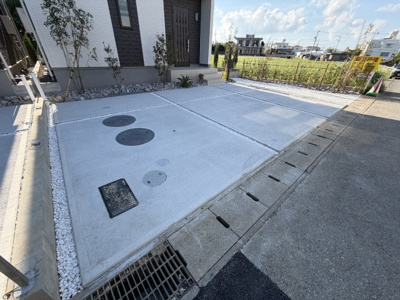 【駐車場】 | うるま市赤野（全3棟）A号棟 | A号棟　並列駐車4台可♪