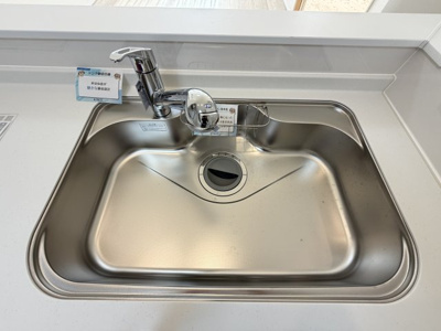 【キッチン】 | うるま市赤野（全3棟）A号棟 | A号棟　浄水器付き♪