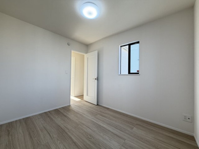 【洋室】 | うるま市赤野（全3棟）A号棟 | A号棟　洋室5.25帖＋CL付き♪