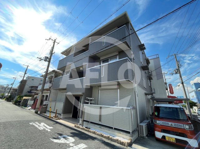 ヴィラ　クロシェット