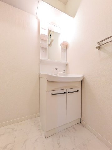 ヴィラーチェＢの独立洗面台