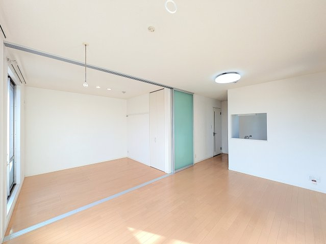 ヴィラーチェＢの居間・リビング