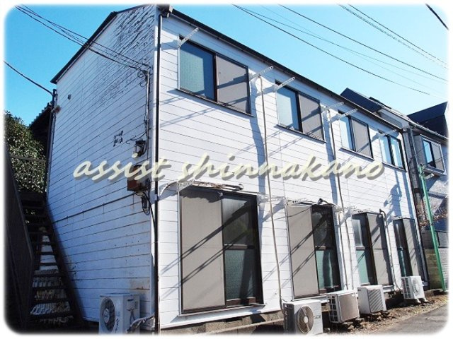 クリスタルハウス