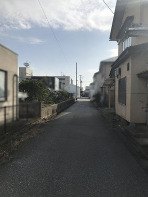 【前面道路含む現地写真】 | 長浜市南高田町売土地 | 東側接道