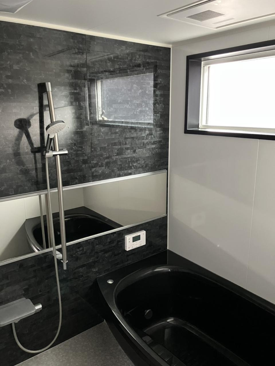 【No.7570】安長/築浅/3LDK/収納豊富☆の浴室|一日の疲れを癒してくれる浴室