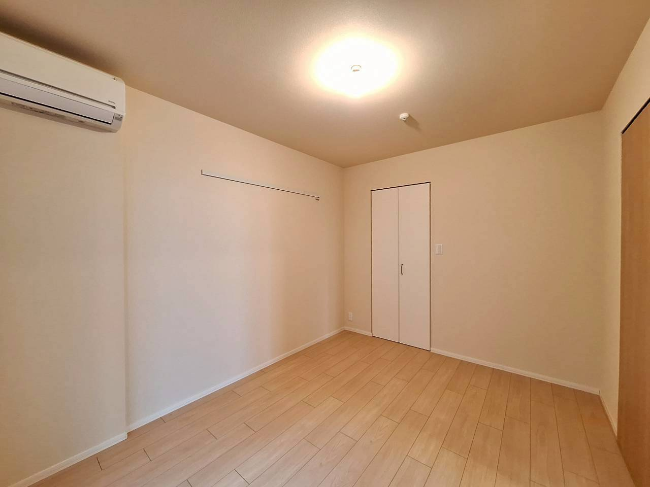 シャロン Ｋの寝室|寝室