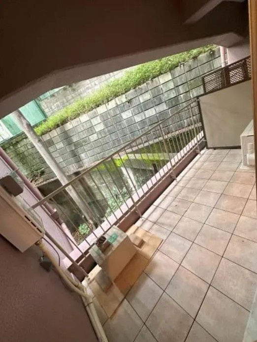 【バルコニー】