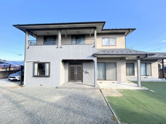 【外観】 | 甲府市上曽根町　平成7年築中古戸建　敷地200坪　建物58坪