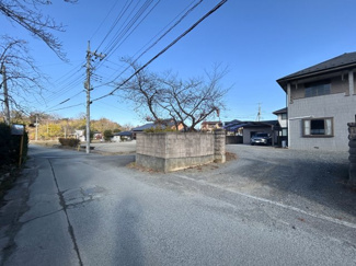 【前面道路含む現地写真】