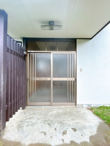 【玄関】 | 中古戸建　 福島市蓬莱町３丁目 | ★内覧予約でブランド米2kg★